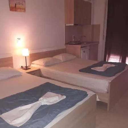 Vila Litsa Hotel apartamentowy
