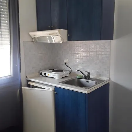 Vila Litsa Hotel apartamentowy Nei Pori